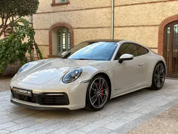 PORSCHE