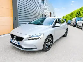 volvo-v40-ii-phase-2-2019-auto-75890-km-essence-1