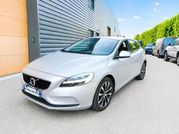 volvo-v40-ii-phase-2-2019-auto-75890-km-essence