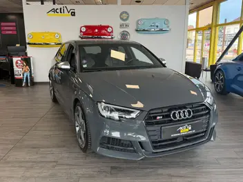 AUDI
