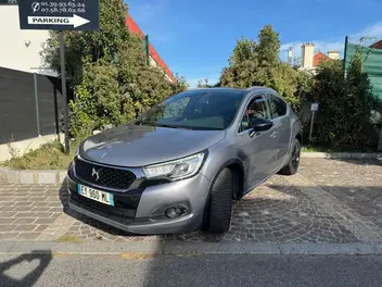 ds-4-phase-2-2018-manual-143185-km-essence