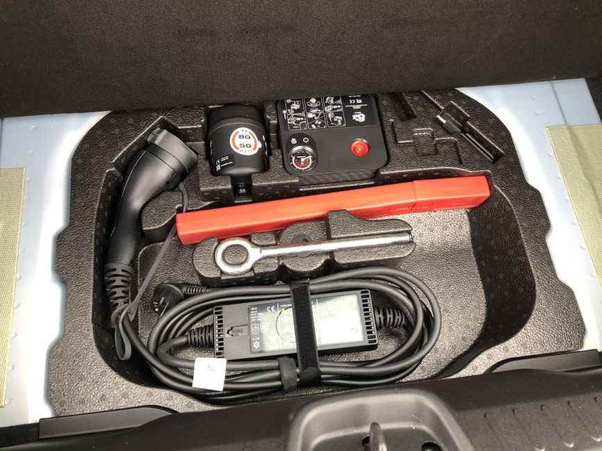 Prise de recharge Fiat 500 électrique connecteur