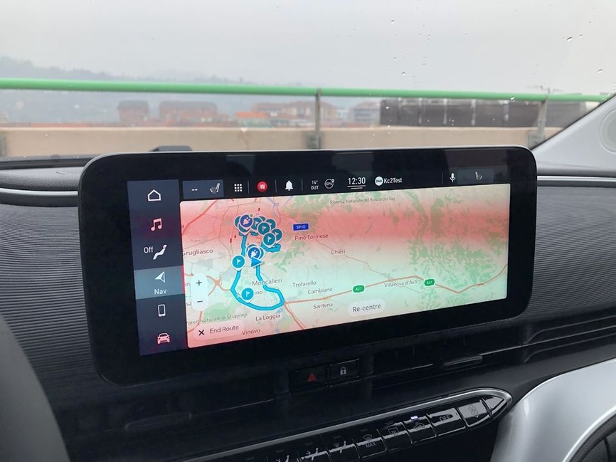 Fiat 500 électrique 2020 en virage dynamique
