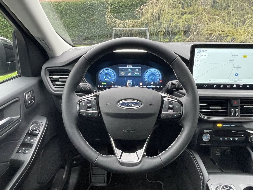 Ford Kuga 3 PHEV 2024 - Détail des jantes alliage