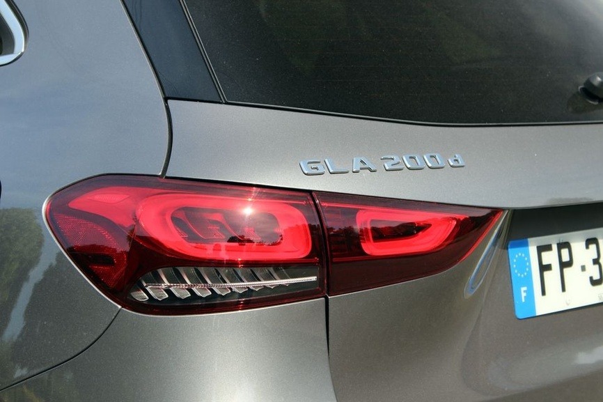 Mercedes GLA 2 vue arrière trois quarts